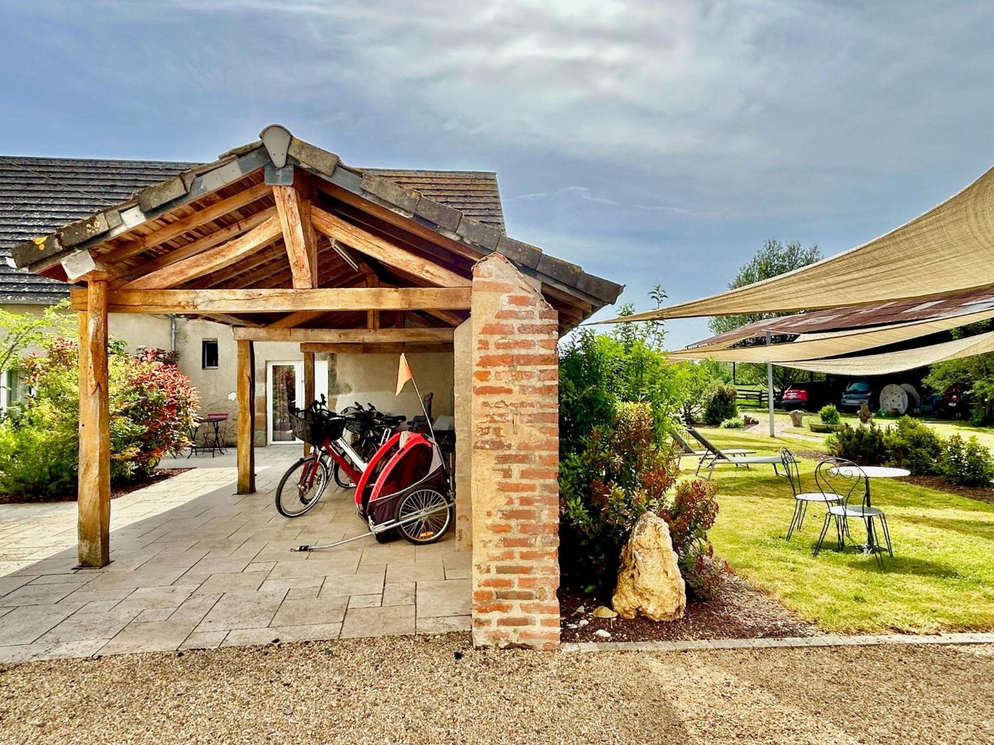 Thénioux Le Petit Nancay B&B 외부 사진